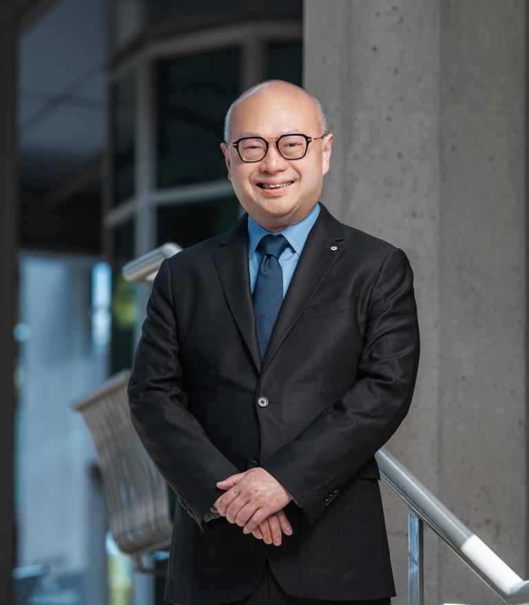 Portrait of Dr. Roger Wong
