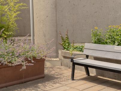 Supportive Palliative Care Unit Garden at Richmond Hospital