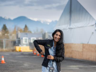 nurse at vaccine tent